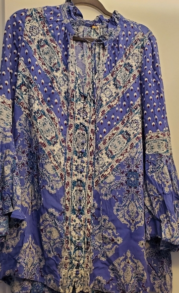 Tunic - Picture 7 of 7